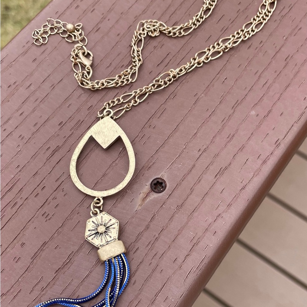 Gold Metal and Blue Stone Long Necklace - Picture 11 of 11